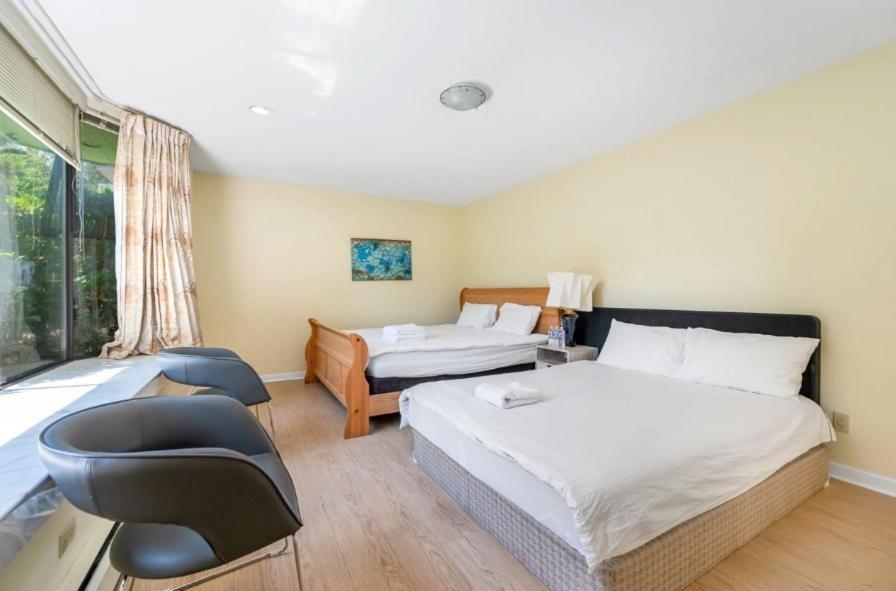 Stylish & Central Vancouver Retreat - Steps From Local Attractions! Lejlighed Eksteriør billede